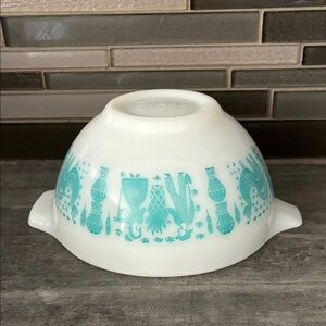 Vintage Pyrex Amish Cinderella Bowl. #441